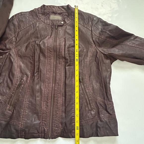 Maurices Faux Leather Brown Jacket Sz. 2 (Plus Sz.) - Picture 7 of 8